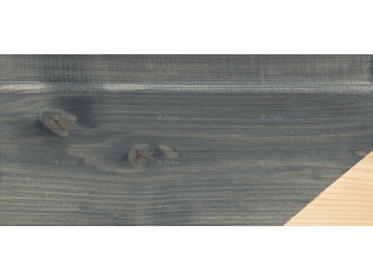 Houten plankje behandeld met Induline LW-717 Grey-Protect in grafietgrijs