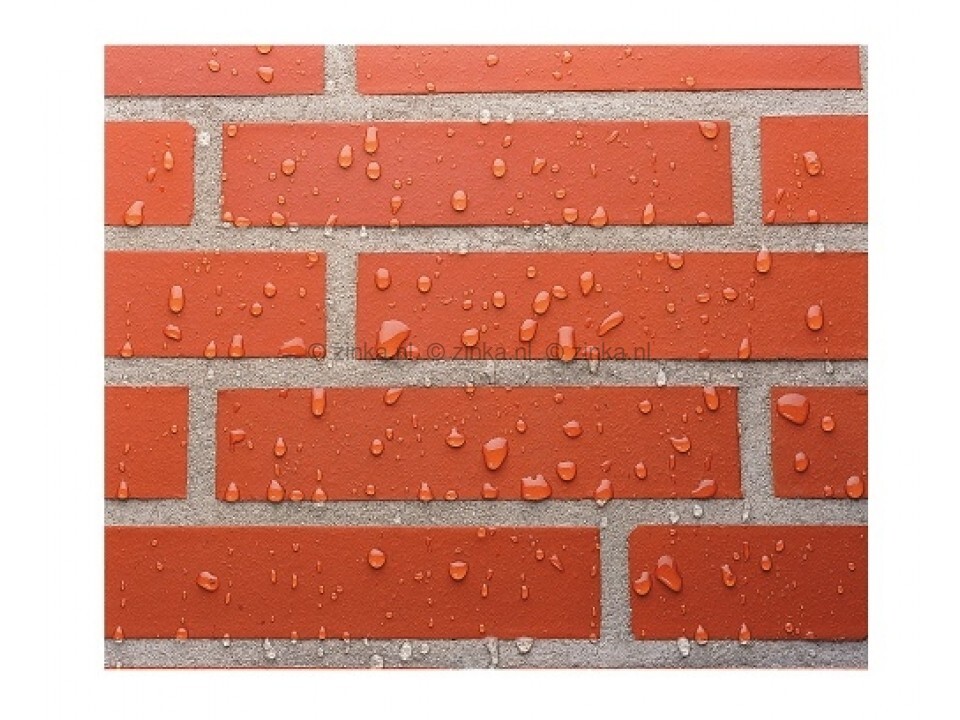 Funcosil FC Plus kleurintensiverend effect op gevelsteen – gevelstenen met herstelde natuurlijke kleur.